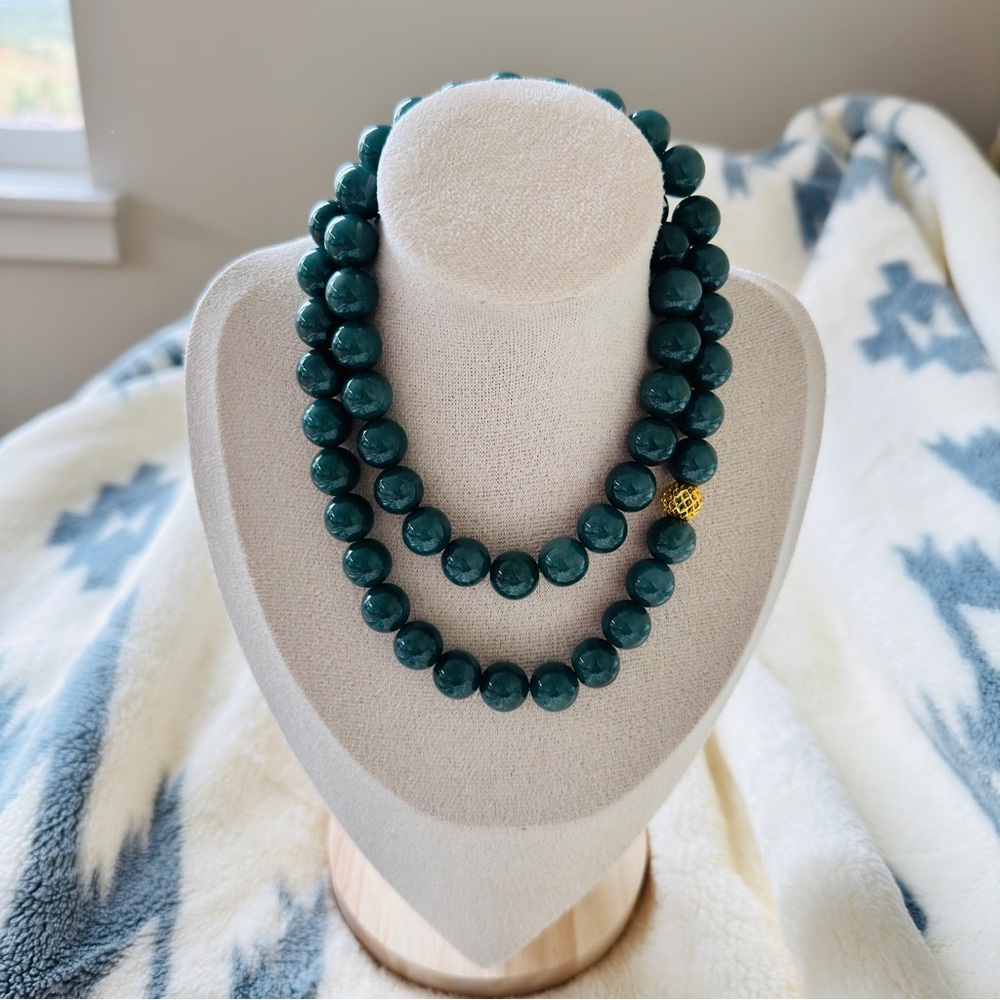 Blu Water Green Jade Beaded Necklace